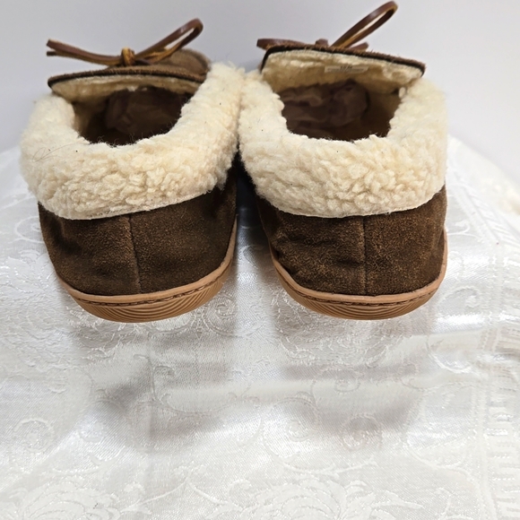 Clarks Men's Suede Slippers. Brown suede. Size 10. - Picture 5 of 8